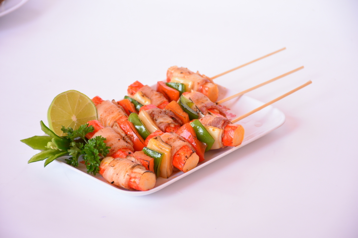 THỎI CUA CUỘN THỊT BA RỌI NƯỚNG