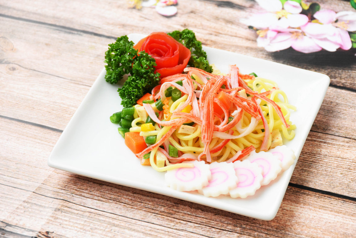 MÌ UDON XÀO THANH CUA, CHẢ CÁ XOẮN